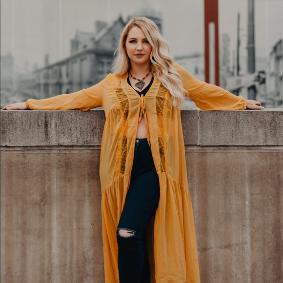 𝗠𝗲𝗲𝘁 𝘆𝗼𝘂𝗿 𝗯𝗼𝘂𝘁𝗶𝗾𝘂𝗲 𝗽𝗼𝘀𝗵𝗲𝗿 - Picture 2 of 8